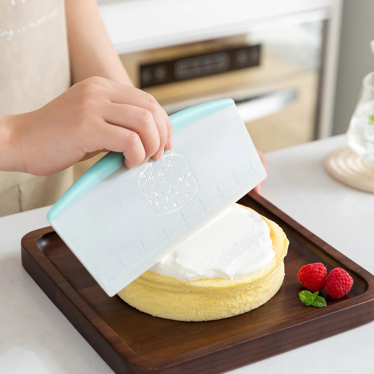 Tejesa 9 Inch Pastry Cutter Plastic Cake Spatulas Dough Scraper With Measuring Scale Butter Knife Bread Pizza Fondant DIY Baking Tools