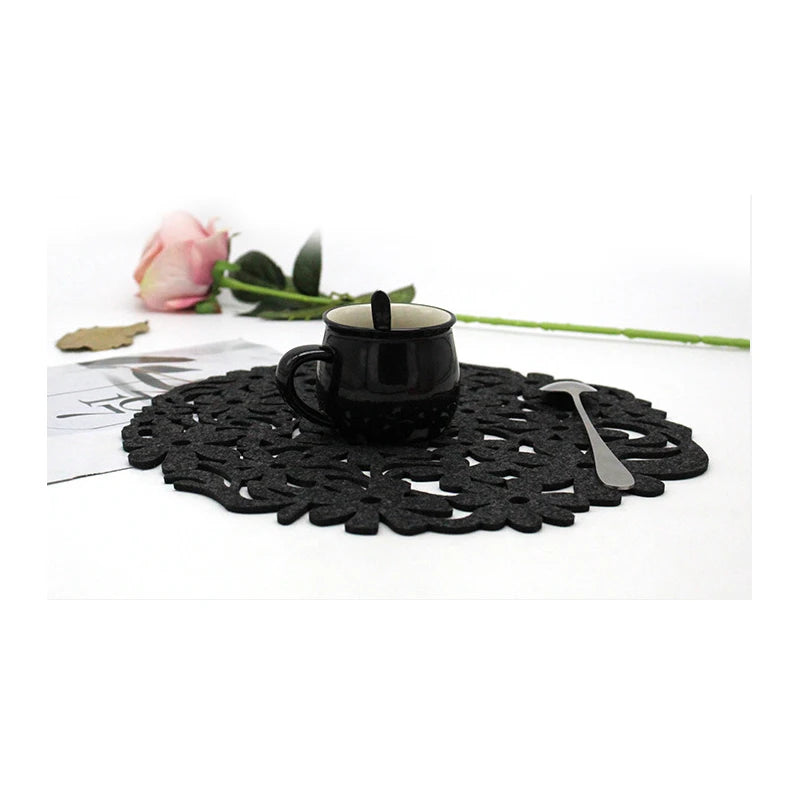 30cm Felt Coaster Insulation pads Hollow Placemat Kitchen Department Store Placemat(set of 6)