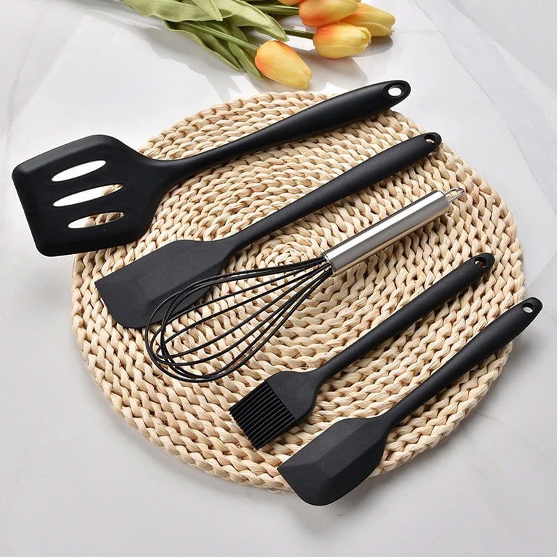 Tejesa 5Pcs Heat-Resistant Cooking Utensils Set Non-Stick Silicone Spatula Whisk Oil Brush Turner Cream Scraper Baking Set Kitchen Tool