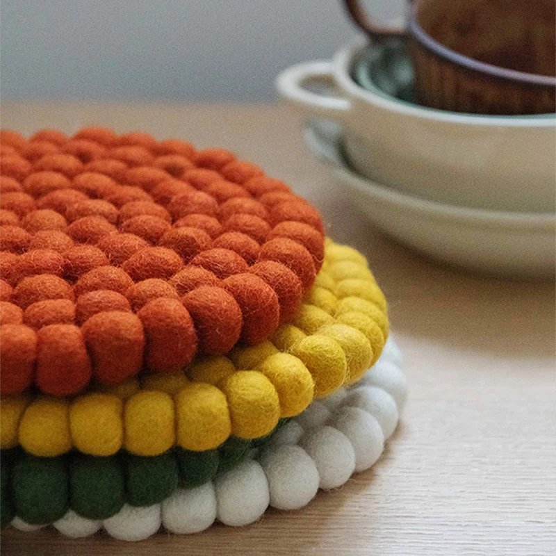 Hemasa   20 cm Felt Ball Coasters/Placemats