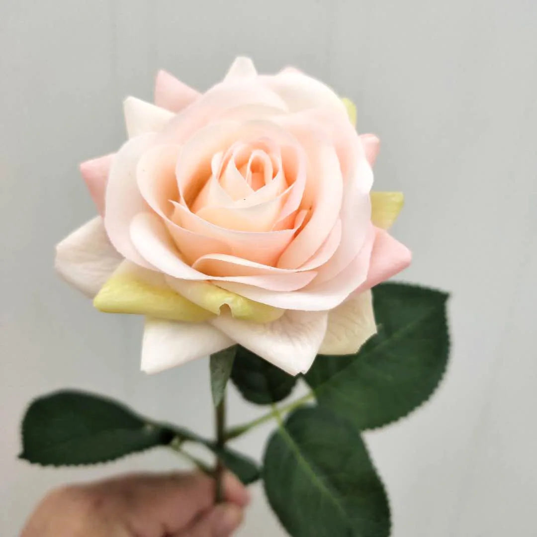 15Pcs/lot High Quality Artificial Flowers Decor Rose Latex Flower Home Decoration Real Touch Rose Wedding Bridal Bouquet Flower