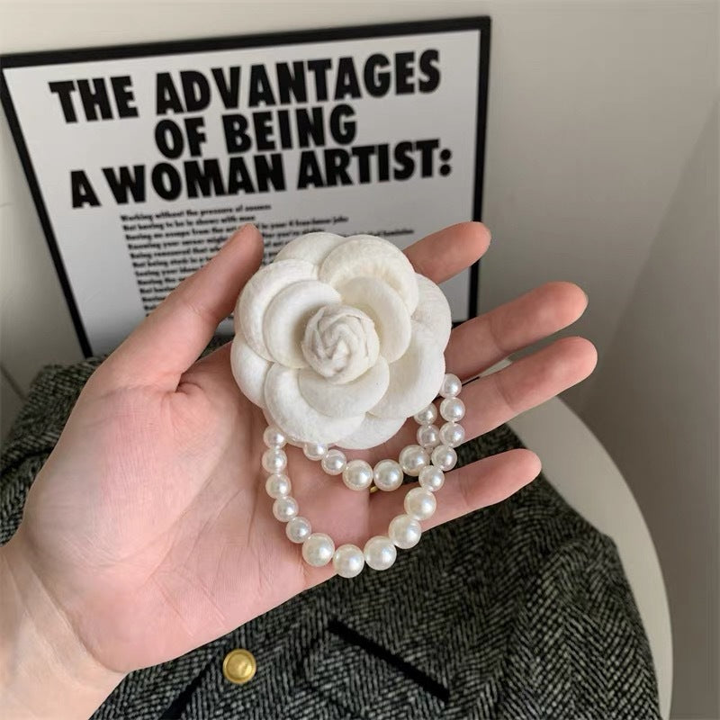 High-End Chanel-Style Camellia Brooch for Women, Fashionable Fabric Flower Pin, Unique Clothing Collar Accessory