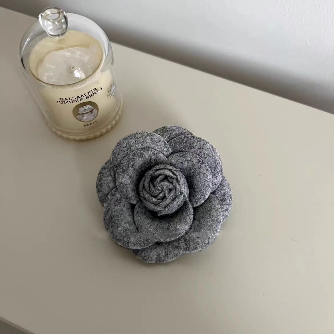 High-End Chanel-Style Camellia Brooch for Women, Fashionable Fabric Flower Pin, Unique Clothing Collar Accessory