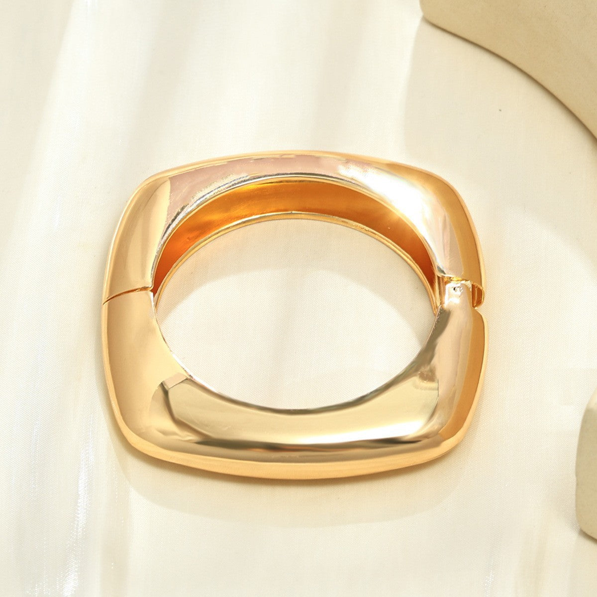 European and American Cross-Border Popular Bracelets Ins Normcore Asymmetrical Wave Pattern Bracelets Metal Glossy Bracelets Women's Jewelry