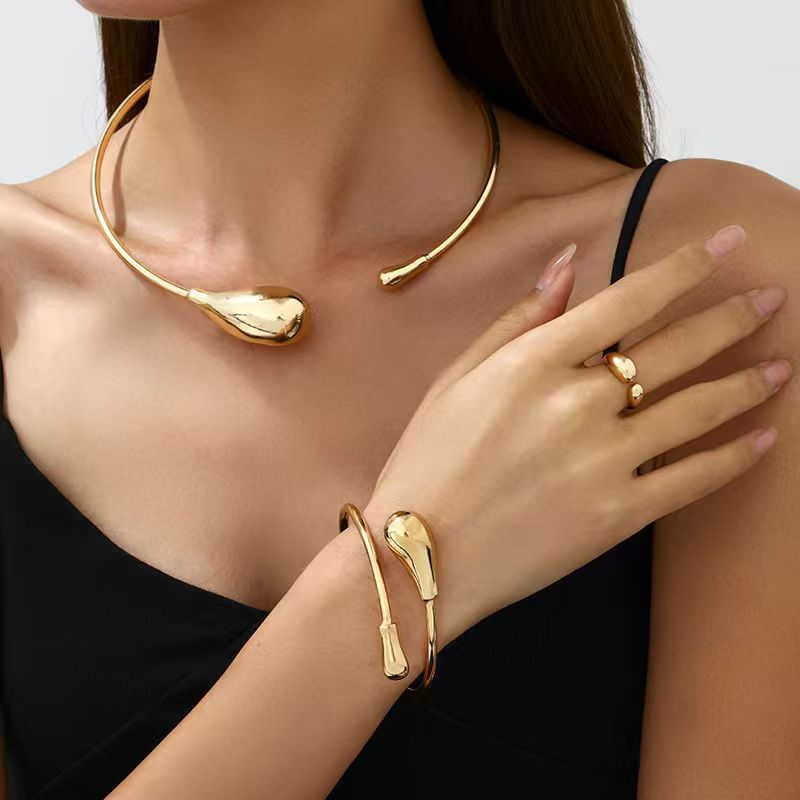 European and American Cross-Border Popular Bracelets Ins Normcore Asymmetrical Wave Pattern Bracelets Metal Glossy Bracelets Women's Jewelry