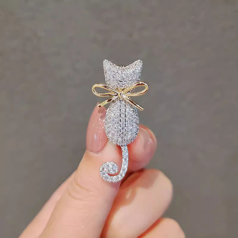 Japanese and Korean Style Cute Kitten Brooch High-end Women's Personalized Animal Corsage Anti-stray Pin Sweater Coat Suit Accessories