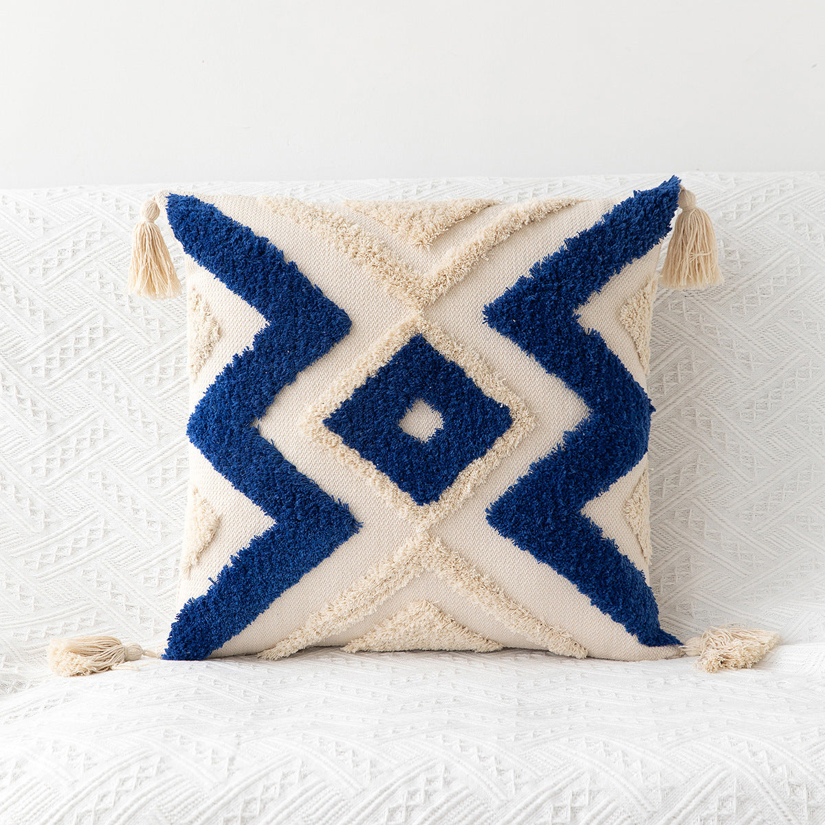 Amazon New Bohemian Geometric Tufted Pillow Case Home Tassel Cushion Homestay Simple Waist Pillow