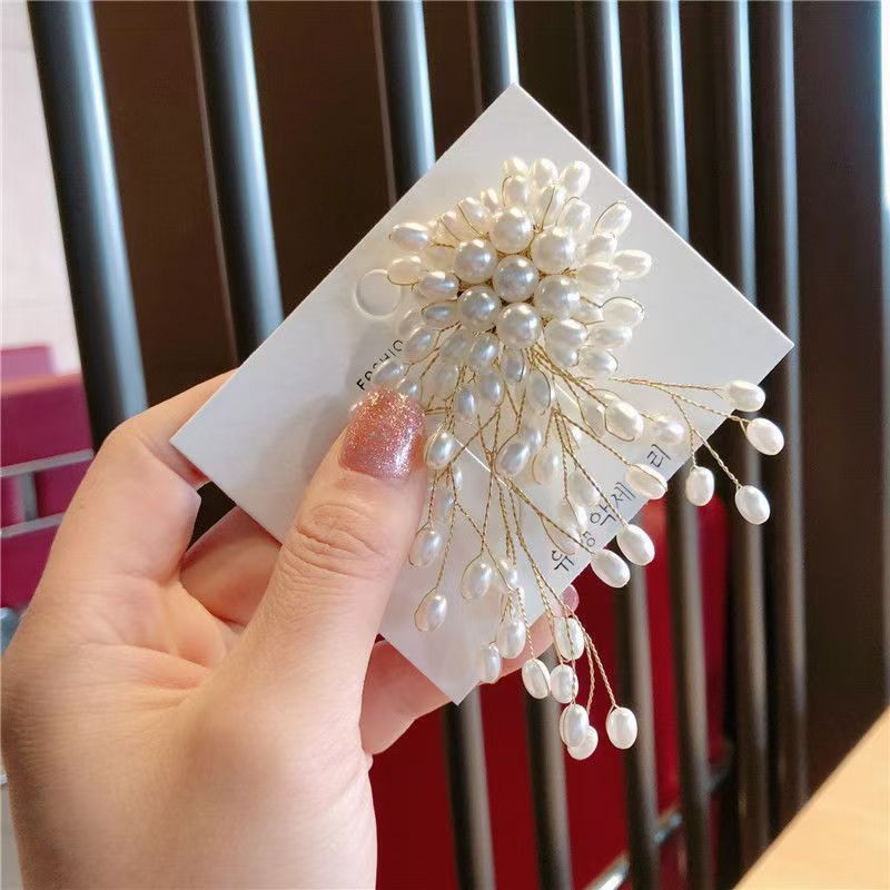 Japanese and Korean Fashion Pearl Flower Brooch Brooch Pin Silk Scarf Shawl Buckle Women's Suit Elegant Exquisite Coat Accessories