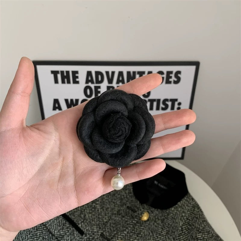 High-End Chanel-Style Camellia Brooch for Women, Fashionable Fabric Flower Pin, Unique Clothing Collar Accessory