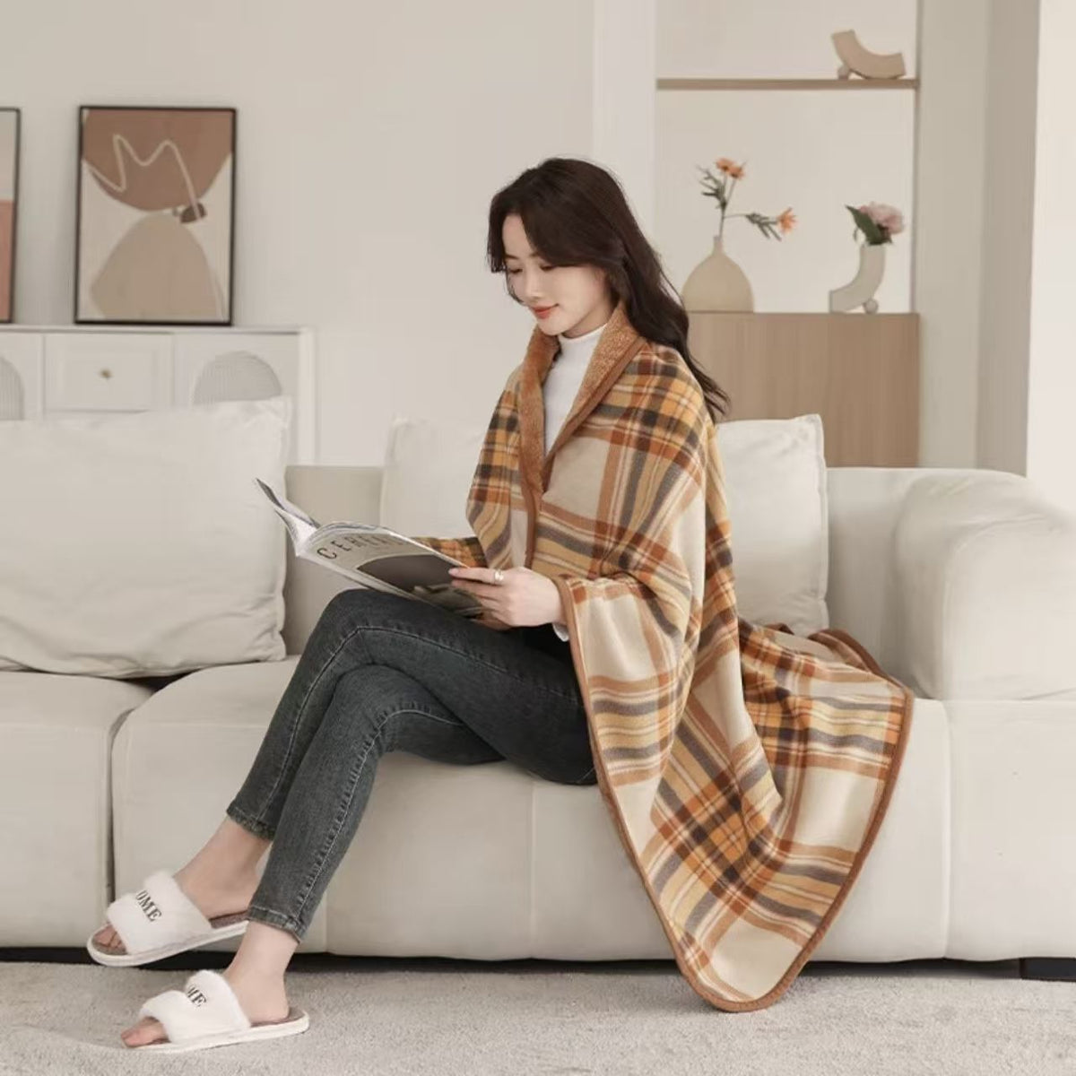Shawl Blanket for Nap and Leg Covering, Comfortable Office Cape, Thickened Sofa Blanket