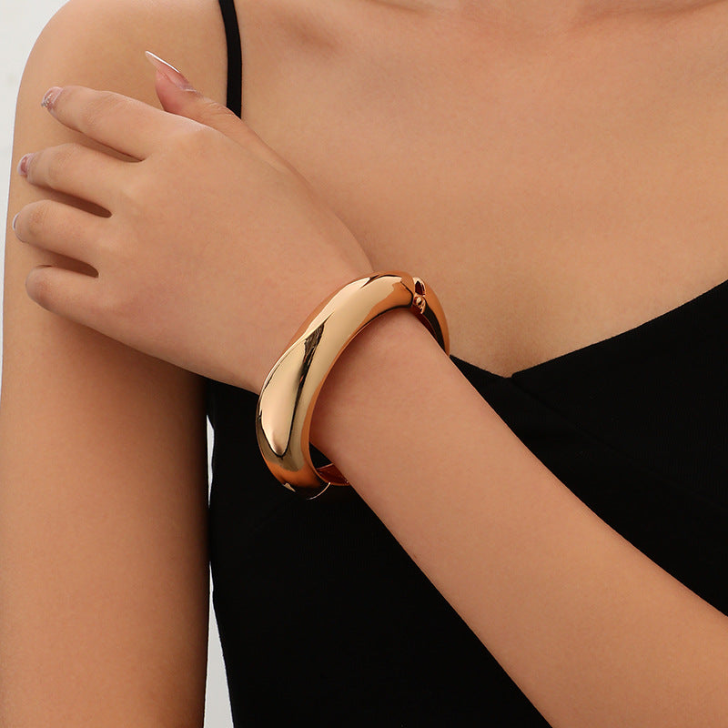 European and American Cross-Border Popular Bracelets Ins Normcore Asymmetrical Wave Pattern Bracelets Metal Glossy Bracelets Women's Jewelry