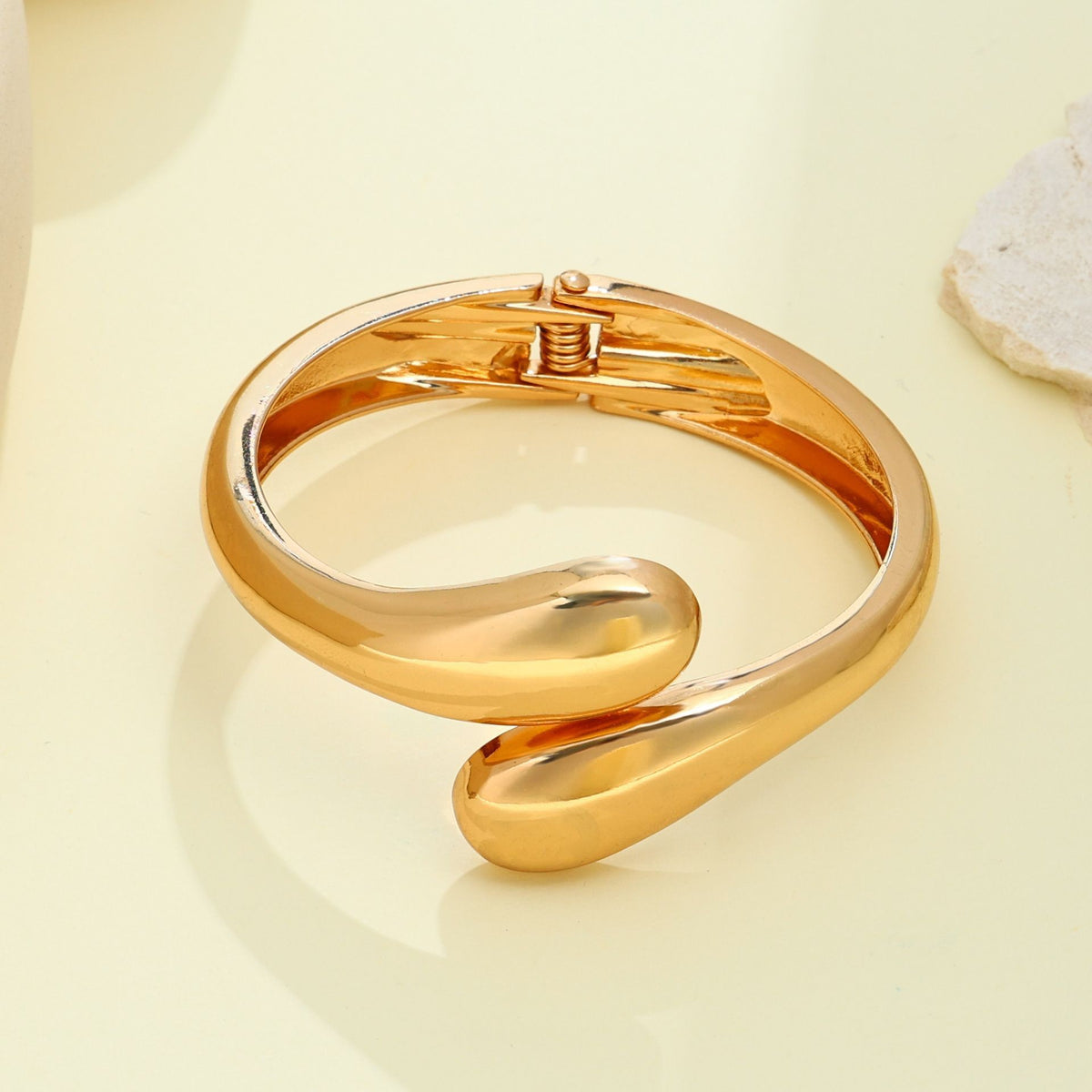 European and American Cross-Border Popular Bracelets Ins Normcore Asymmetrical Wave Pattern Bracelets Metal Glossy Bracelets Women's Jewelry
