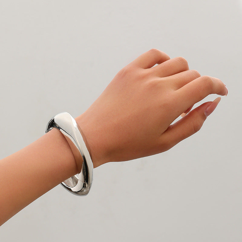 European and American Cross-Border Popular Bracelets Ins Normcore Asymmetrical Wave Pattern Bracelets Metal Glossy Bracelets Women's Jewelry