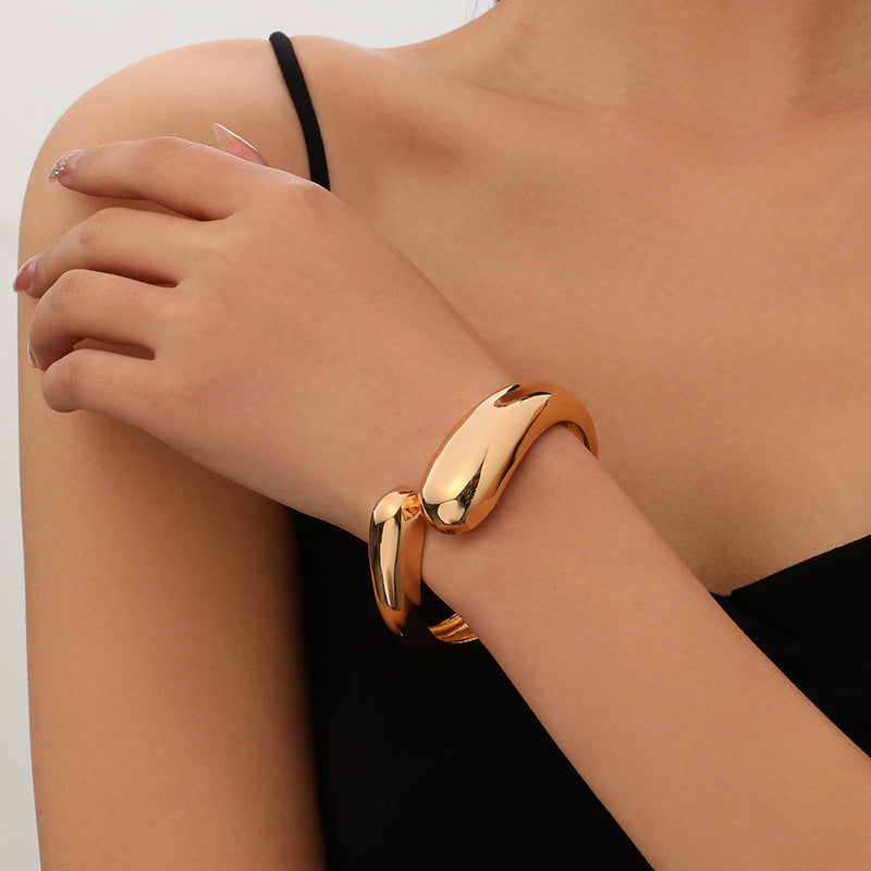 European and American Cross-Border Popular Bracelets Ins Normcore Asymmetrical Wave Pattern Bracelets Metal Glossy Bracelets Women's Jewelry