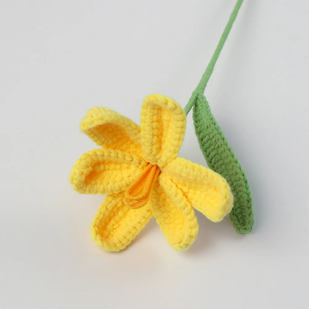 Hemasa 3Pcs Animal Crochet Bouquet Cute Cartoon Hand-knitted Artificial Flowers