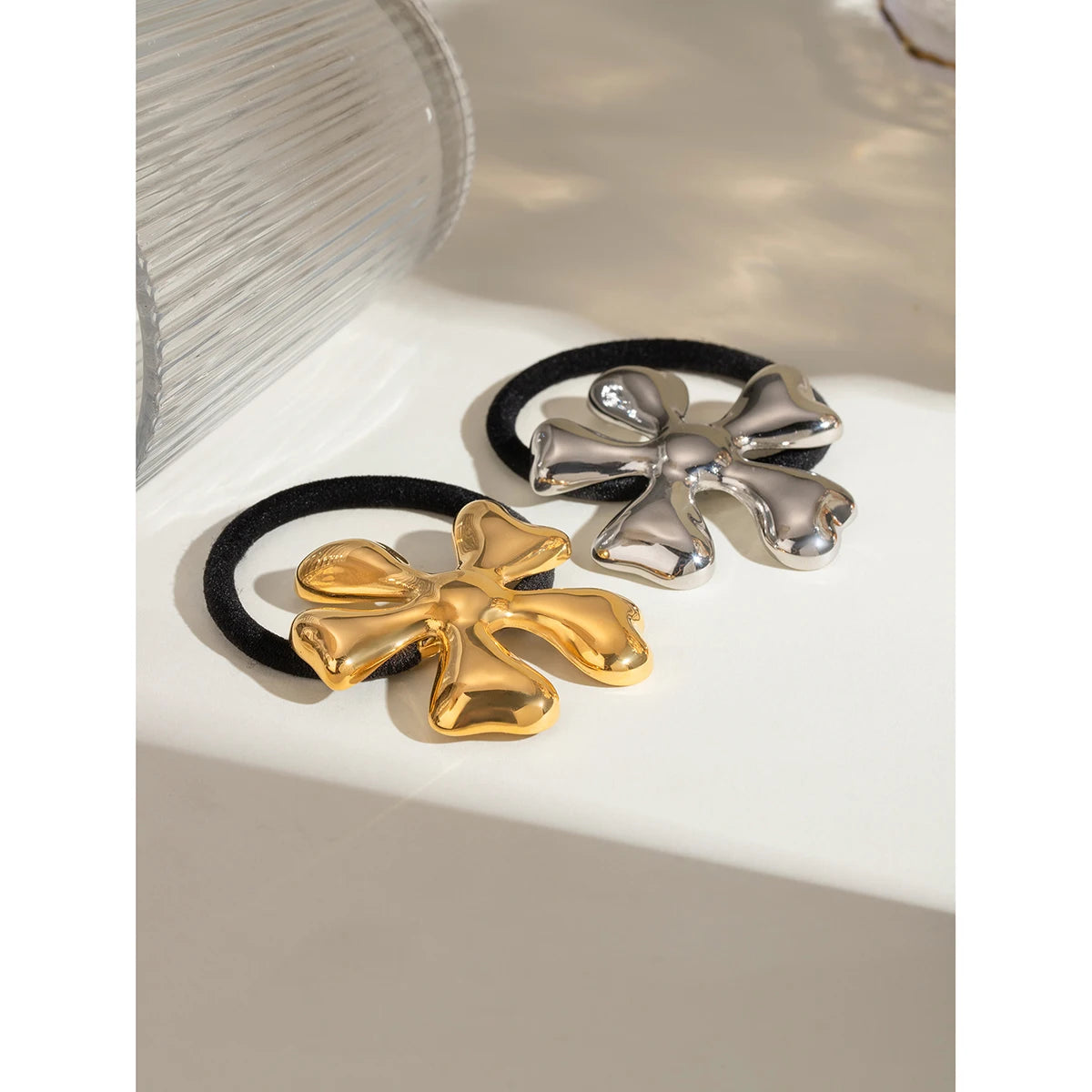 Hemasa Stainless Steel 18K Gold Plated French Style Irregular Flower Hair Ring Hair Rope Black Rubber Hairbands Ponytails Buckle