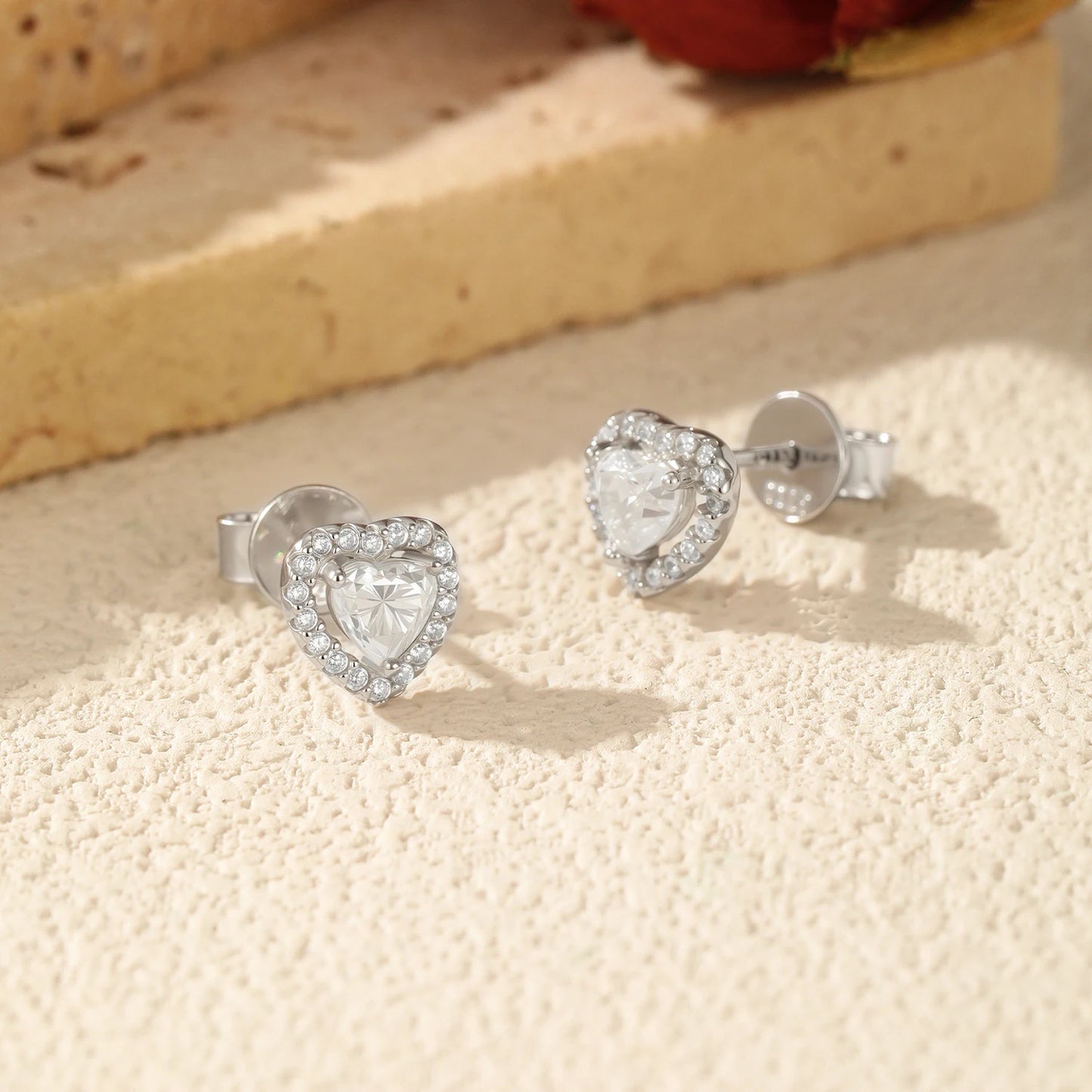 MODIAN Dazzling D Color Hearts Moissanite Halo Earrings 925 Sterling Silver Clasic Wedding Stud Earrings For Women Fine Jewelry