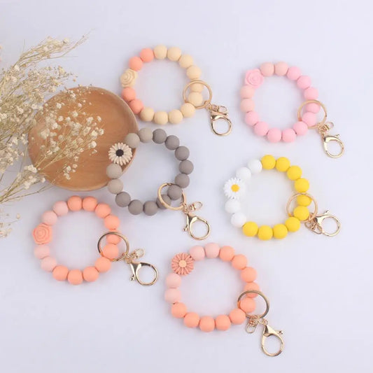 Hemasa Food Grade Cartoon Daisy Silicone Bead Keychain Women Girls Bracelet Pendant Keyring For Anti-Loss Bag Car Key Chain Accessories