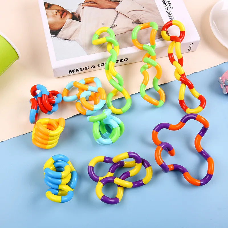 4Pcs Twisted Ring Magic Figet Trick Rope Education Stress Relief Toys for Kid Birthday Party Favors Boyfriend New Year Gifts
