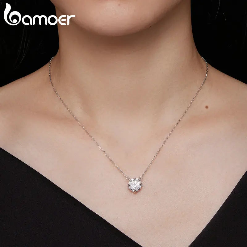 Bamoer 1.0 Carat Real Round Moissanite Pendant Necklace For Women 925 Sterling Silver Wedding Engagement Fine Jewelry Gift