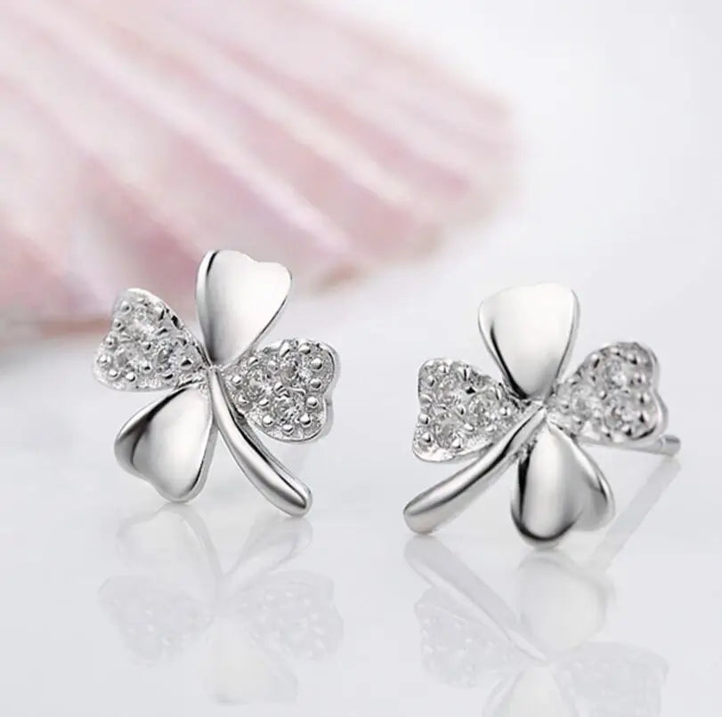 Hot Sale 925 Sterling Silver Heart Earring Brincos Pendientes Lucky Clover Stud Earring For Women Gift Oorbellen S-e55