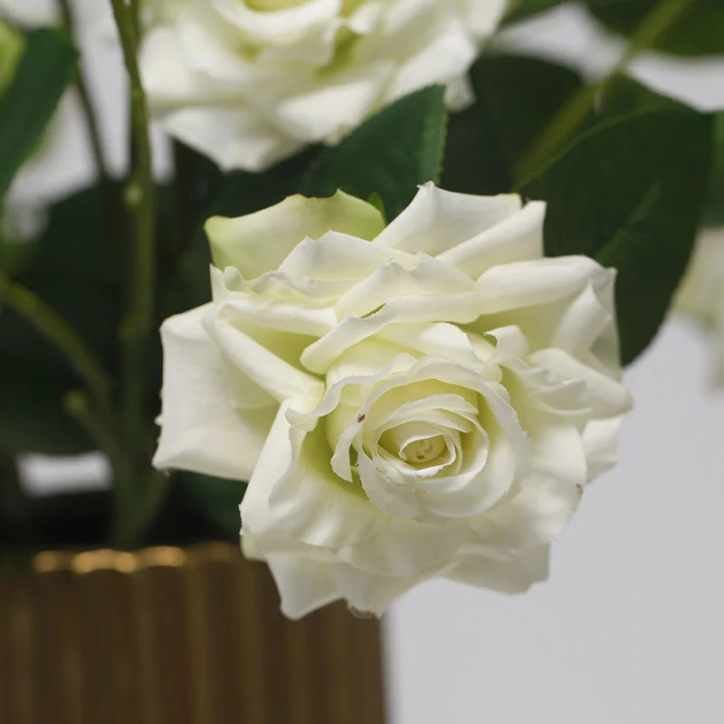 Tejesa 3 Heads High Quality Rose Fake Flowers Artificial Hand Feel Mosturizing Flowers Plants Home Living Room Office Party Decoration