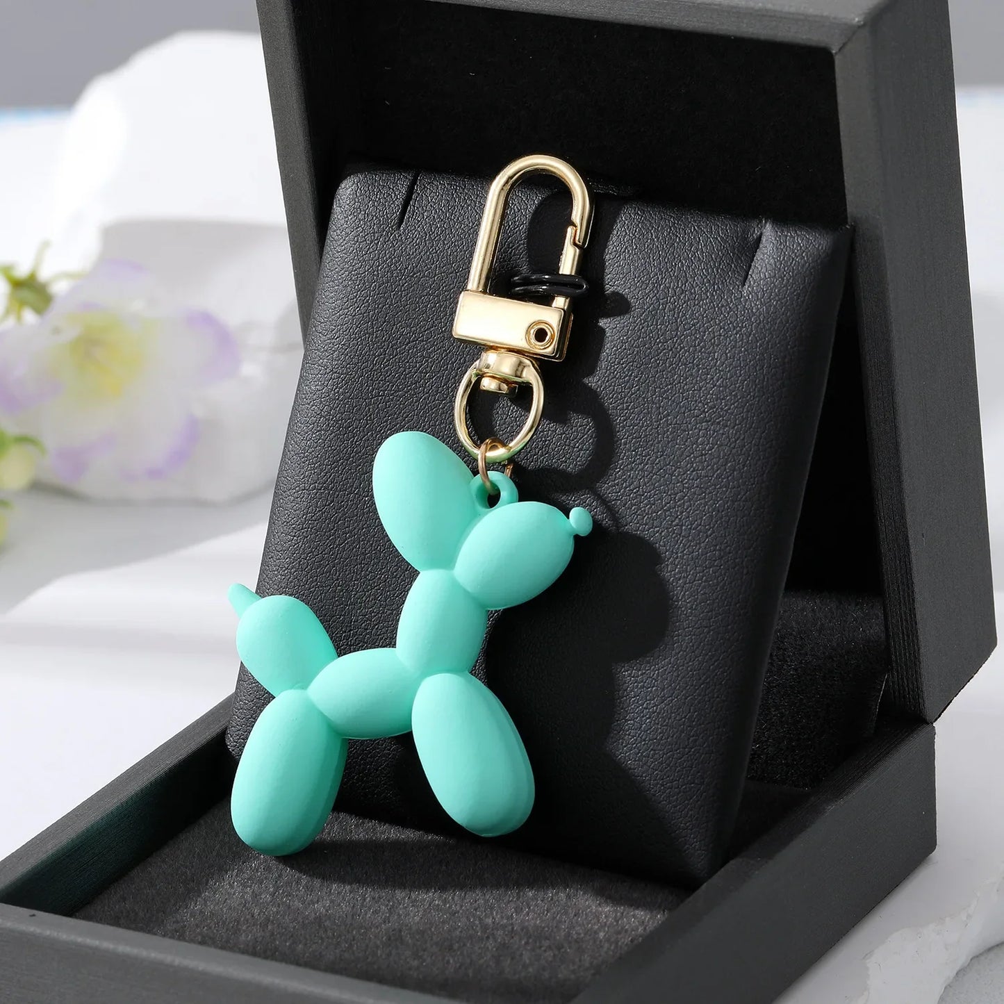2023 New Fashion Art Trendy Laser Balloon Dog Colorful Key Chain Bag Pendant Cartoon Creative Small Animal Pendant Decoration