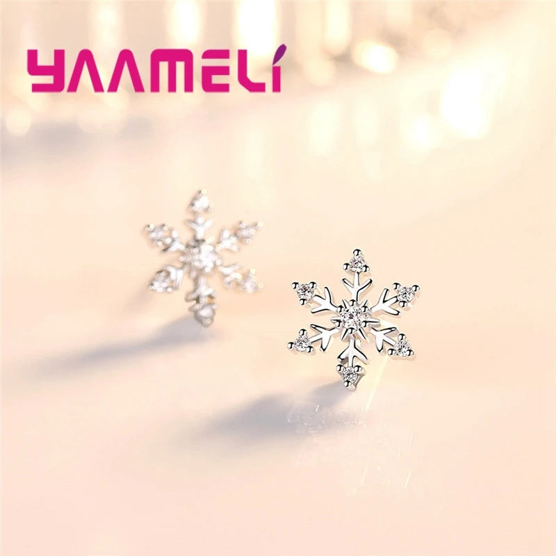 Tejesa Cute Clear Stone Snow Flower Shaped Stud Earrings 925 Sterling Silver Cubic Zirconia for Women Christmas Party Gifts