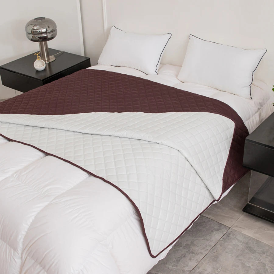 Bed Protector Waterproof Dog Bed Cover Pet Blanket for Furniture Couch Cover for Dog Cat Dirt-Proof Urine Pad Quilted Bedspread