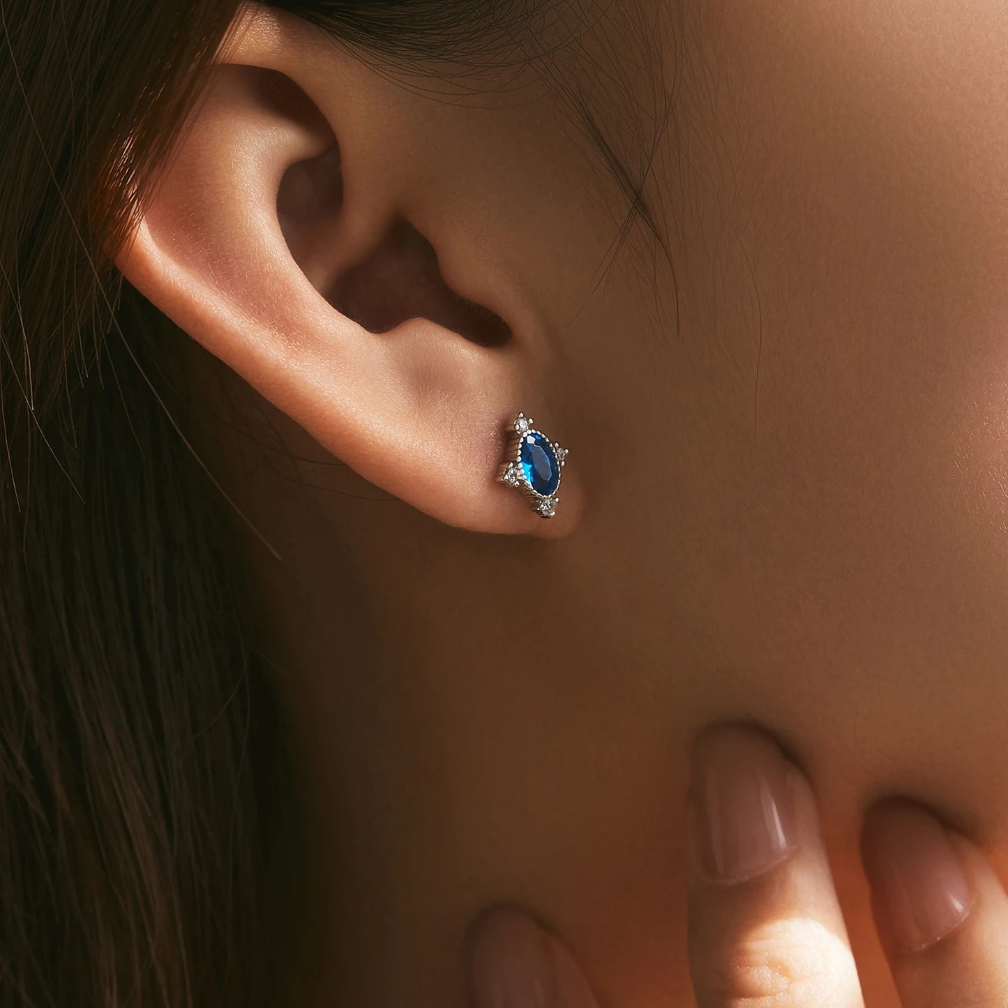 MODIAN 925 Sterling Silver Vintage Geometric Royal Crown Blue Zirconia Charming Stud Earrings For Women Party Fine Jewelry