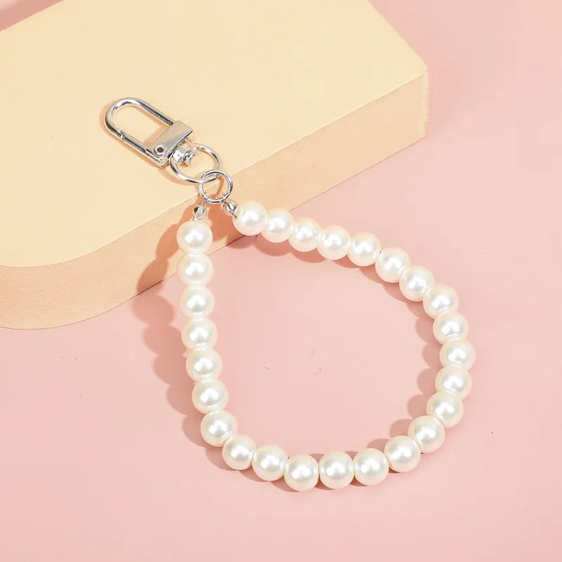Retro Pearl KeyChains for Women Keyring Car Llavero Bag Backpack Decor Cadena Lanyards Hand Strap Charms for Airpods Case