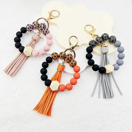 Silicone Bead Keychain Bracelet Key Ring Wristlet Key Chain For Women With Boho Tassel Bag Pendant Oatmeal
