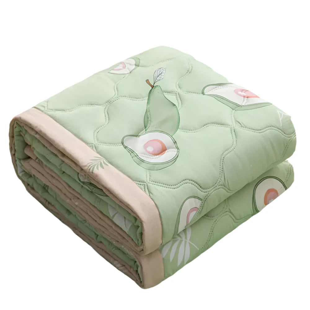 Hemasa  Cute Washable Printed Summer Quilt Soft Comfortable Thin Wadding Blanket