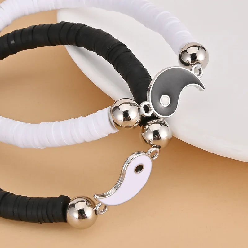 2Pcs/Set Tai Chi Yin Yang Bracelet for Women Girls Best Friends Black White Clay Beads Bracelets Fashion Friendship Jewelry