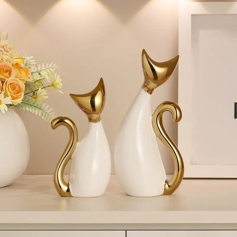 Light Luxury High-end Cat Ceramic Art Ornaments Home Living Room Furnishings Crafts TV Wine Cabinet Desktop Figurines Decoration