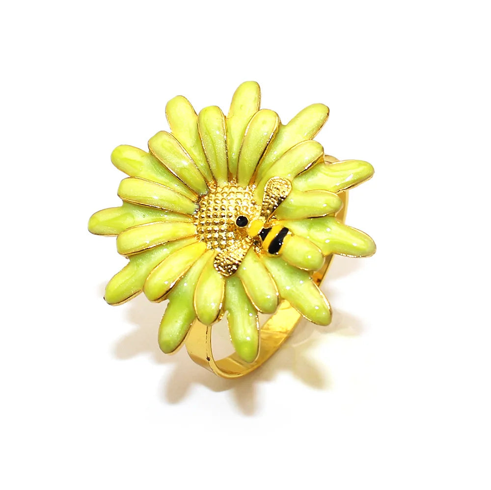 Hemasa 6Pcs Flower Bee Napkin Rings /Metal Daisy Flower Napkin Rings