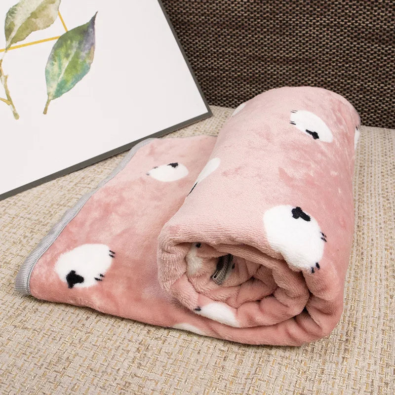 Hemasa Soft flannel dog blanket winter warm and comfortable pet bed sheet mat cartoon cute cat and dog sleeping blanket pet supplies