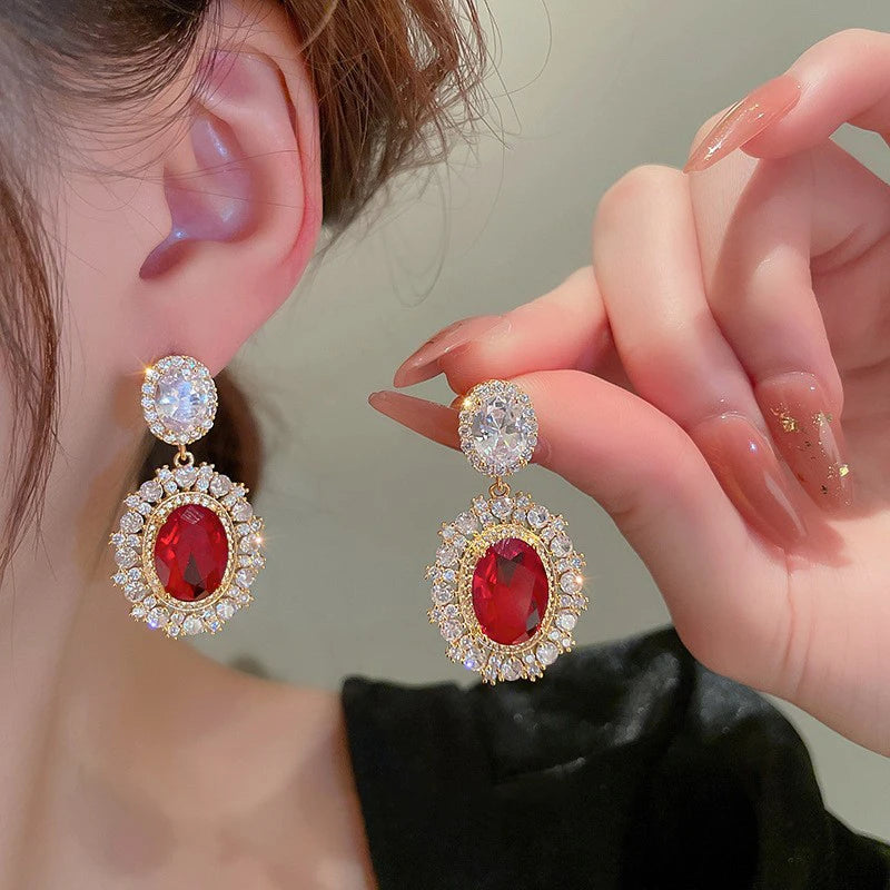 Tejesa Huitan Unique Oval Red Cubic Zirconia Drop Earrings Luxury Gold Color Accessories for Women Anniversary Party Statement Jewelry