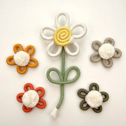 Bohemian Handwoven White Daisy Flower Wall Decor INS Style Nordic Macrame Flower Ornaments Home Kids Room Nursery Decor