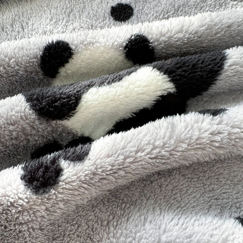 Tejesa Panda Printed Fluffy Blanket for Beds Single/Queen/King Plush Fleece Plaids for Sofa Soft Warm Thow Blanket for Winter