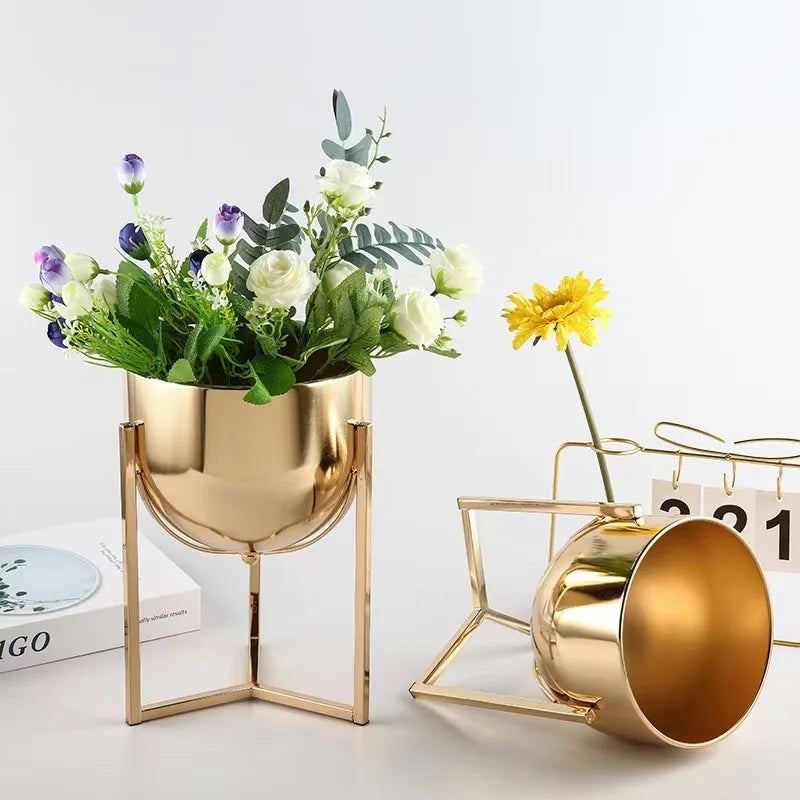 Modern Hotel Gold Metal Flower Vase Centerpiece Flower Pot Decoration Wedding Event
