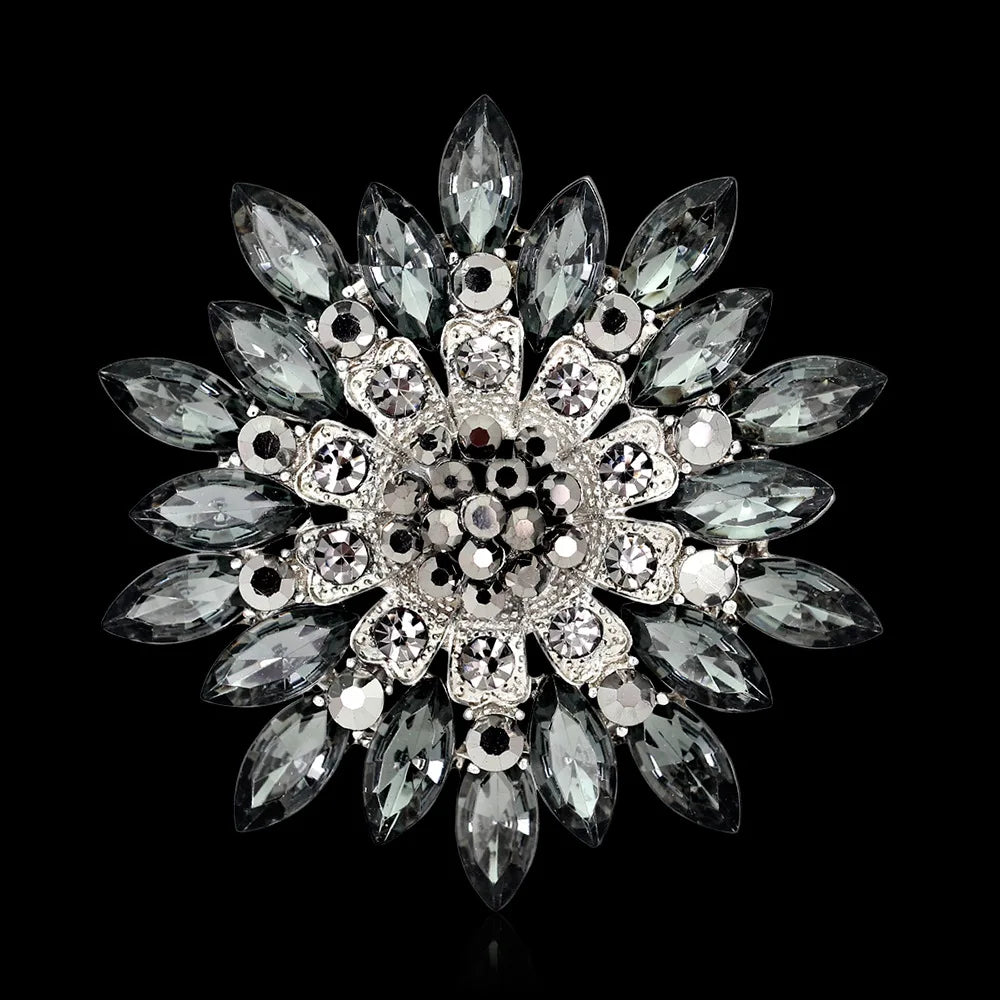 Sunflower Women's Brooch Jewelry New Fashion Retro Fashion Flower Brooch Crystal Rhinestone Jewelry Wedding Date Party Gifts
