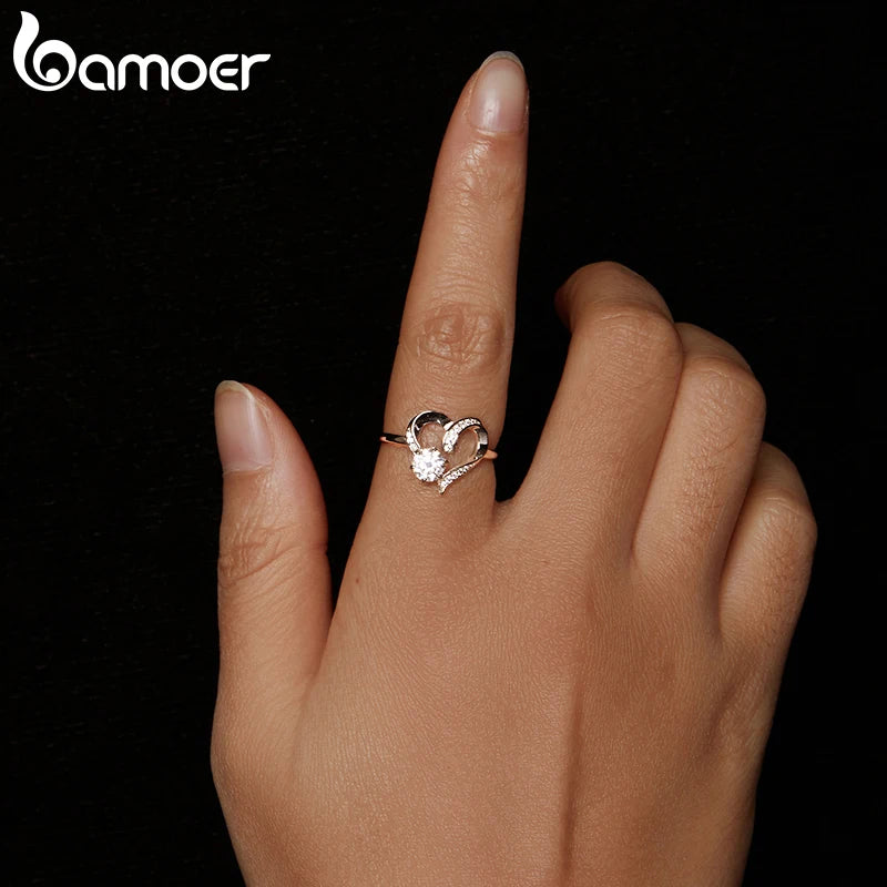 BAMOER 925 Sterling Silver Solitare Heart Love Moissanite Engagement Ring for Women, Gold Plated Wedding Band Promise Rings