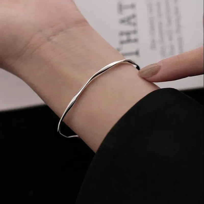 Hemasa  Twisted Bracelet Simple Design Opening Bangle Women Fine Fashion Jewelry Wedding Party Jewelry  Gifts Wholesale