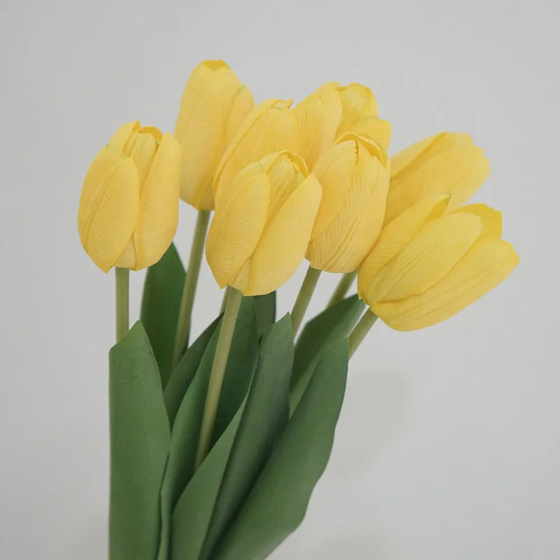 5Pcs Hand Feel Moisturizing Tulip Flowers Real Touch Artificial Flowers for Home Decoration Fake Tulips Flowers Wedding Bouquet