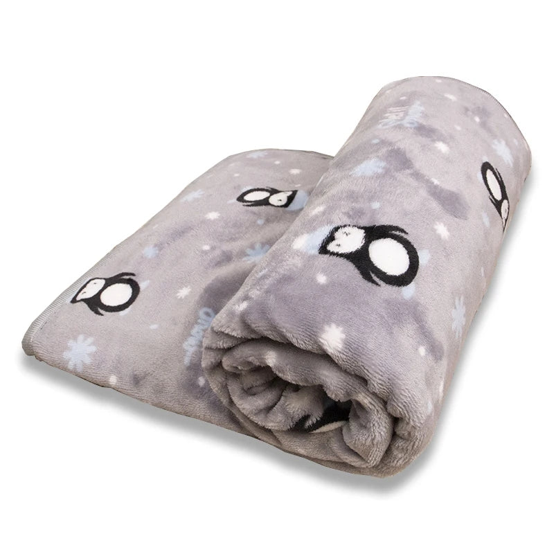 Hemasa Soft flannel dog blanket winter warm and comfortable pet bed sheet mat cartoon cute cat and dog sleeping blanket pet supplies