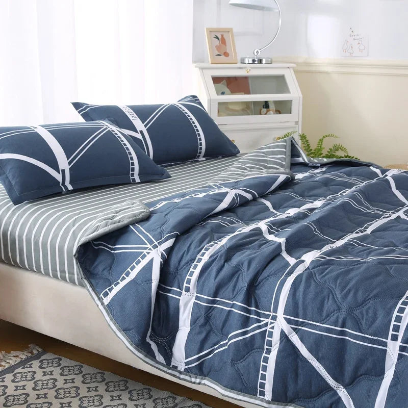 Quilted Summer Quilt and Pillowcase or Single Quilts Soft Breathable Washable Thin Comforter Double Blanket