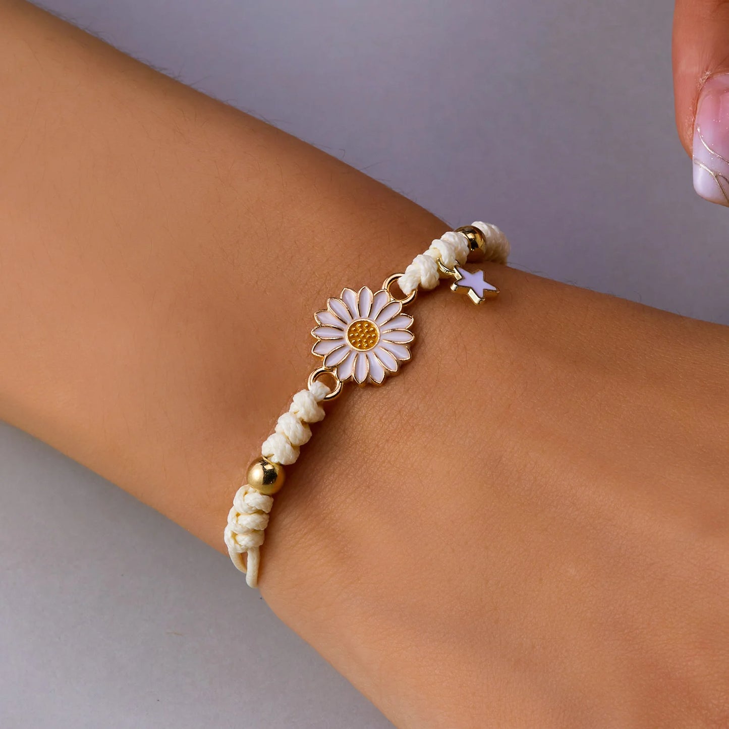 Hemasa Set of 3 Lucky Knot Sunflower Bracelets for Women /Colourful Daisy Flower Bracelet Friendship Jewelry Gifts