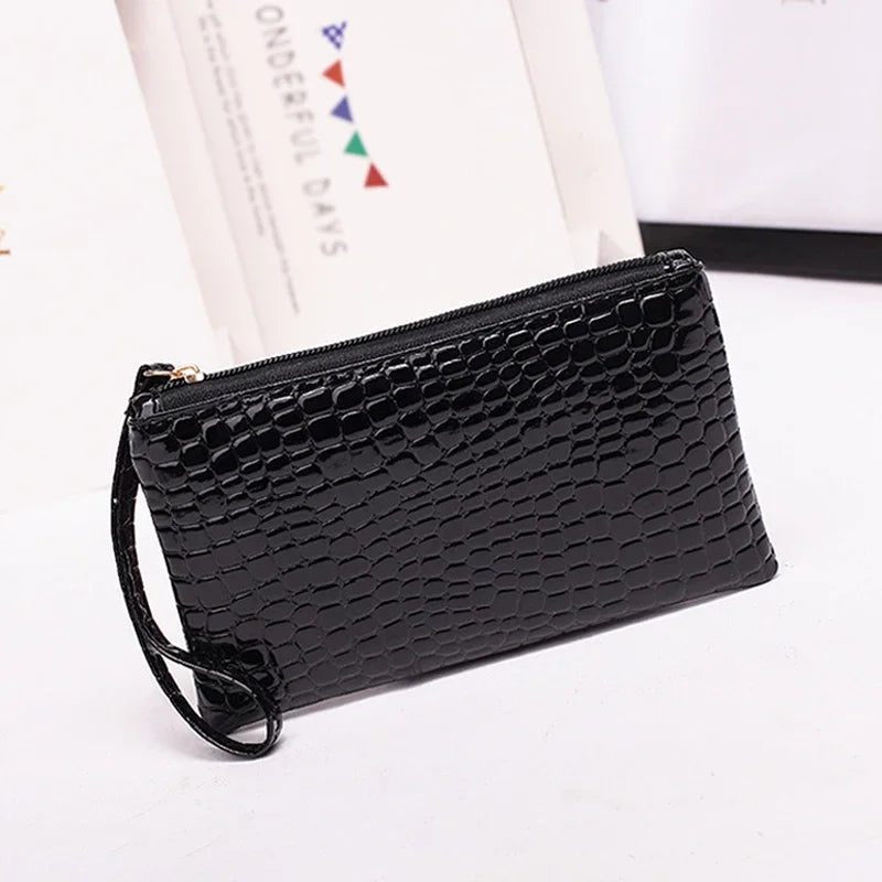 Hemasa Crocodile Pattern  Wallet Litchi Grain Coin Purse Female Bag Wrist Bags Zipper Phone Pocket Credit Card Holder