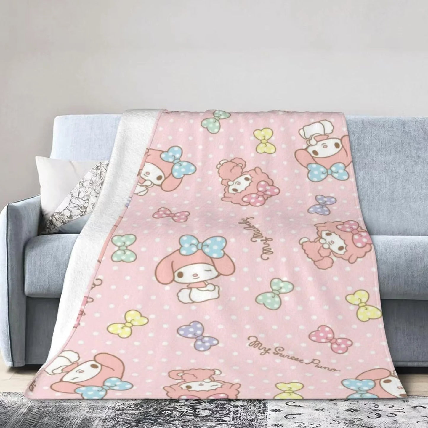 Hemasa Flannel Blanket Cute Nap Blanket/ Multifunctional Sofa Air Conditioning Gift Blanket